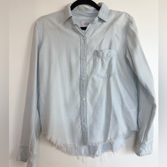 Rails Raw Hem Light Vintage Women’s Button Down | Size: XS - Picture 3 of 4